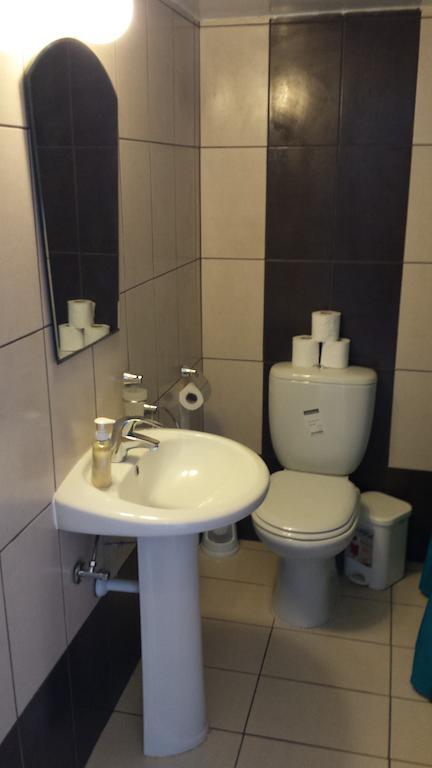 Francis Apartments ลาร์นาคา ห้อง รูปภาพ