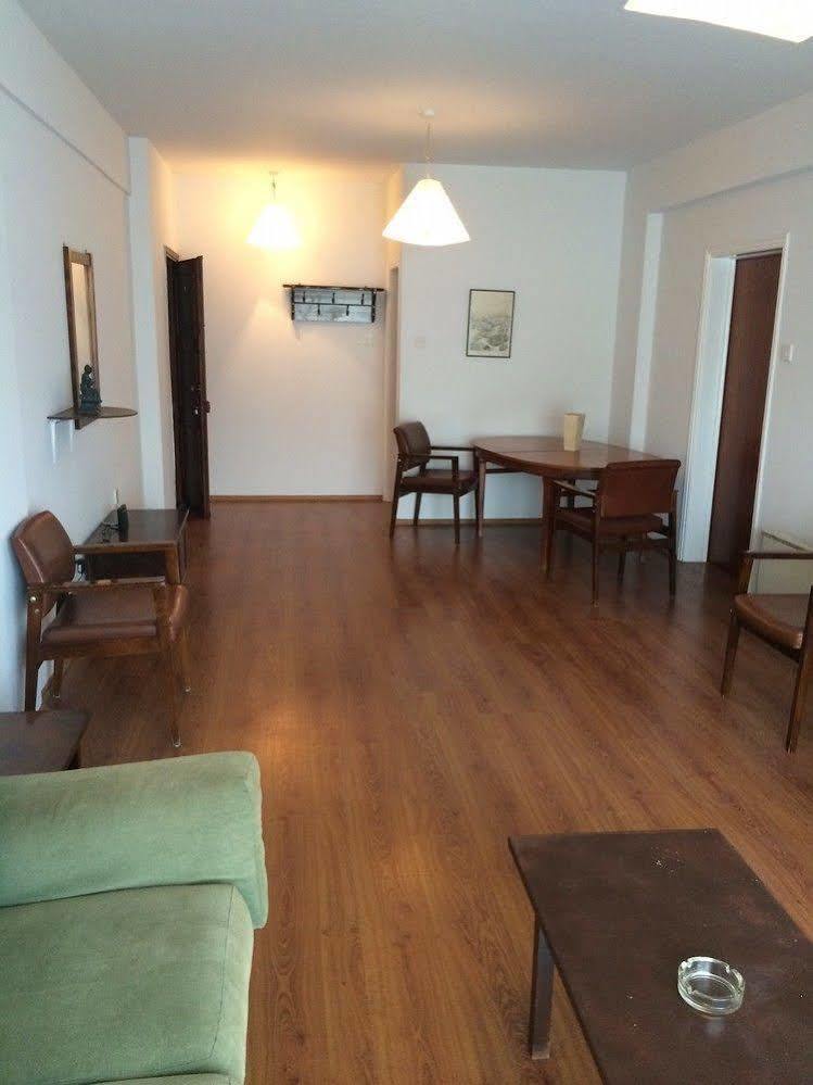 Francis Apartments ลาร์นาคา ภายนอก รูปภาพ